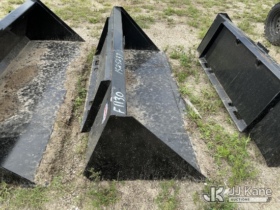 (Thonotosassa, FL) 72in Bucket Skid Steer Attachment (New) NOTE: This unit is being sold AS IS/WHERE