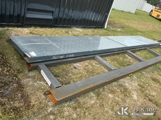 (Thonotosassa, FL) 2.PCS. Multi-use Steel Frame Pallet 20ft x 3ft & Anti-Slip Steel Frame Pallet (Ne