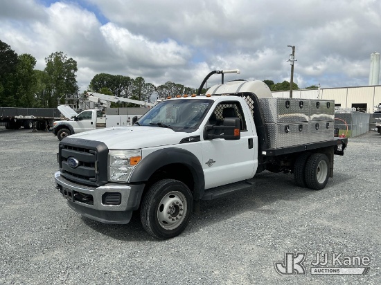 (China Grove, NC) 2016 Ford F550 4x4 Spray Truck Runs, Moves & Sprayer Operates) (Jump To Start