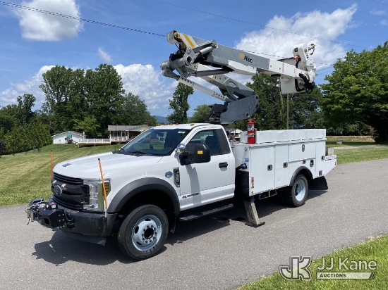 (Mount Airy, NC) Altec AT41M, Articulating & Telescopic Material Handling Elevator Bucket Truck moun