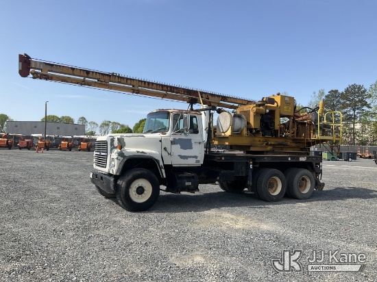 (China Grove, NC) Reedrill/Texoma 600-25, Pressure Digger rear mounted on 1987 Ford LT9000 T/A Flatb
