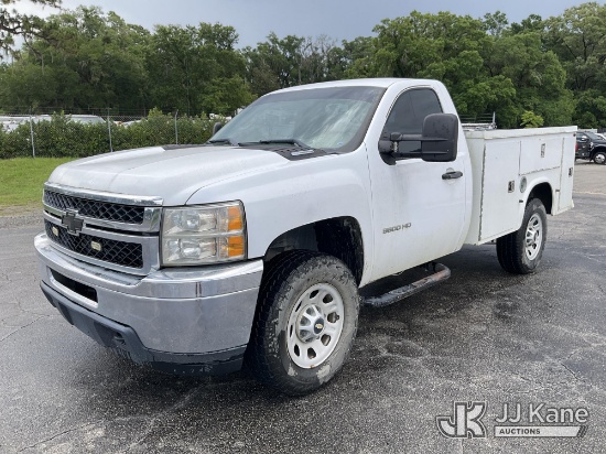 (Jacksonville, FL) 2011 Chevrolet Silverado 3500HD 4X4 Service Truck Runs & Moves) (Check Engine Lig