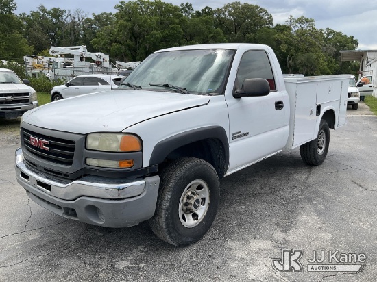 (Jacksonville, FL) 2006 GMC Sierra 3500 4X4 Service Truck Runs & Moves) (Minor Body & Paint Damage.