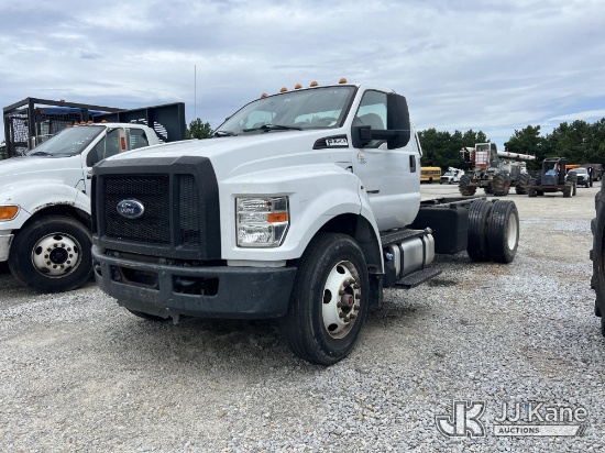 (Villa Rica, GA) 2018 Ford F750 Cab & Chassis Crank & Engine Lock Up) (Not Running, Bad Engine, Cond