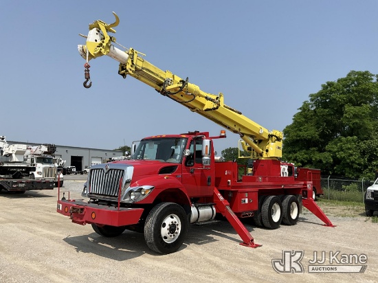 (Elizabethtown, KY) Altec D3050-TR, Digger Derrick rear mounted on 2012 International 7400 T/A Flatb