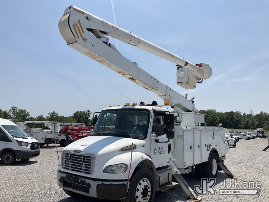 (Verona, KY) Altec AA55-MH, Material Handling Bucket Truck rear mounted on 2010 Freightliner M2 106 