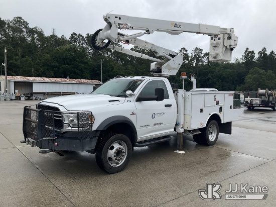 (Nahunta, GA) Altec AT40G, Articulating & Telescopic Bucket mounted behind cab on 2019 RAM 5500 4x4 