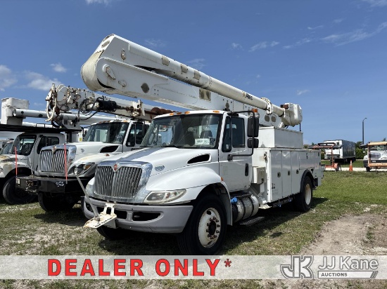 (Westlake, FL) Altec AA55, Material Handling Bucket Truck mounted behind cab on 2016 International D