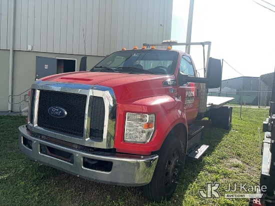 (Tampa, FL) 2017 Ford F650 Flatbed Truck Runs & Moves