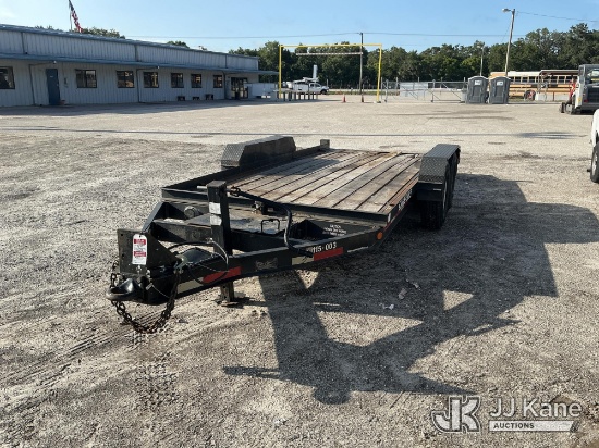 (Tampa, FL) 2015 Custom 4T162HDD-BW Tilt-top Tagalong Equipment Trailer Moves)(Rust Damage)(FL Resid