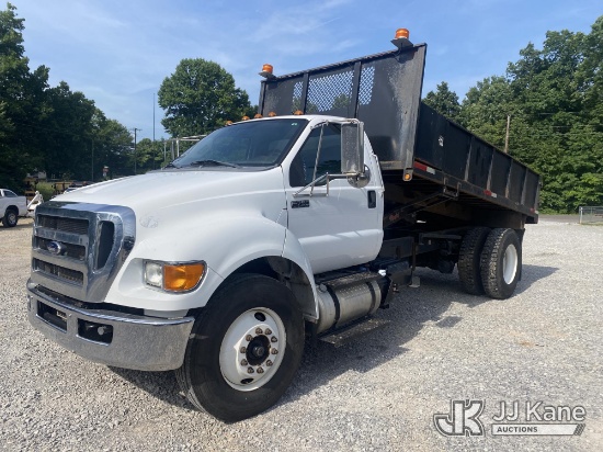 (Kodak, TN) 2015 Ford F750 Dump Flatbed Truck Runs, Moves & Operates) (Check Engine Light On, Cracke