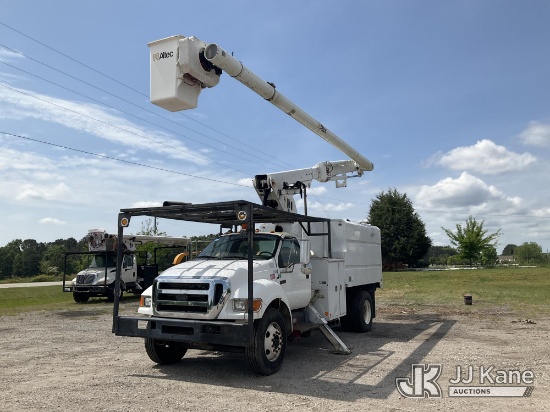 (Lincolnton, GA) Altec LRV-56, Over-Center Bucket Truck mounted behind cab on 2010 Ford F750 Chipper
