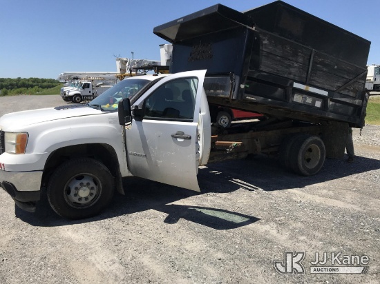 (Mount Airy, NC) 2013 GMC Sierra 3500HD 4x4 Chipper Dump Truck Runs, Moves & Dump Operates) (Minor B