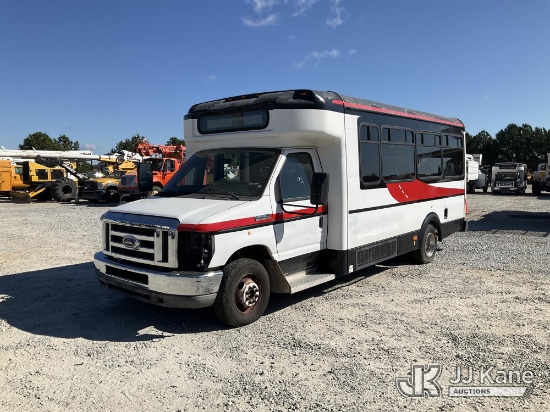 (Villa Rica, GA) 2010 Ford E450 Passenger Bus Not Running, Condition Unknown, Body/Paint Damage, Shi