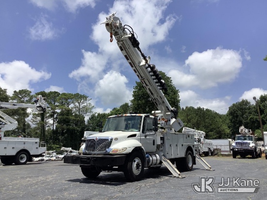(Graysville, AL) Altec DM47B-TR, Digger Derrick rear mounted on 2018 International 4300 Utility Truc
