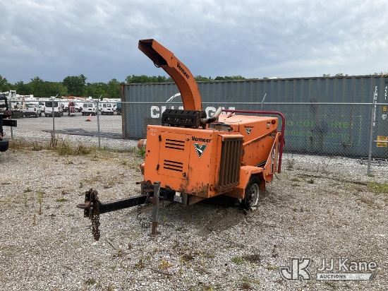 (Verona, KY) 2016 Vermeer BC1000XL Chipper (12in Drum) Not Running, Condition Unknown) (Blown Tires,