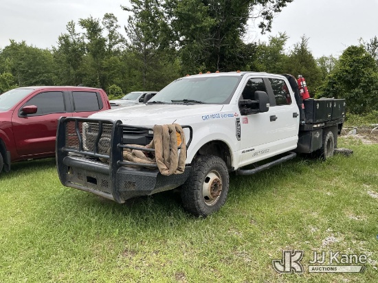 (Florence, SC) 2017 Ford F350 4x4 Crew-Cab Flatbed Truck Not Running, Engine Components Removed) (Se