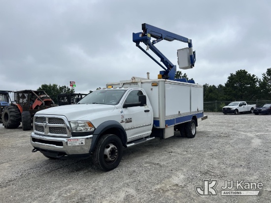 (Villa Rica, GA) Versalift SST40EIH-01, Articulating & Telescopic Non-Insulated Bucket Truck mounted