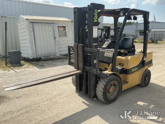 (Tampa, FL) Yale GDP060 Pneumatic Tired Forklift Runs, Moves & Operates