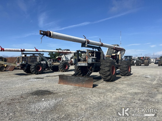 (Villa Rica, GA) 2010 Kershaw 75 Ft Articulating Rubber Tired Tree Saw Missing Parts, Not Running, C