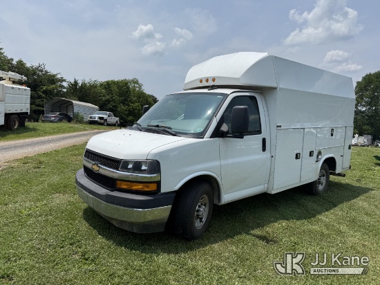 (Kodak, TN) 2019 Chevrolet Express G3500 Cutaway Service Van Runs & Moves) (Jump to Start, Minor Bod