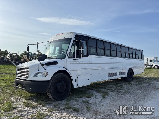 (Westlake, FL) 2016 Thomas B2 Passenger Bus Runs & Moves) (Check Engine Light On, Cracked Windshield
