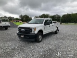 (Newport, TN) 2017 Ford F350 4x4 Crew-Cab Service Truck Runs & Moves) (Check Engine Light On
