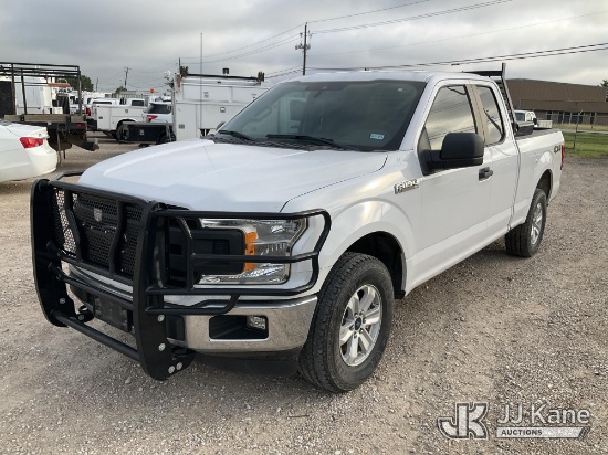 (Waxahachie, TX) 2019 Ford F150 4x4 Extended-Cab Pickup Truck Runs & Moves) (Transmission issues, Ju