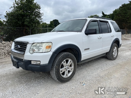 (Columbia, TN) 2007 Ford Explorer 4x4 4-Door Sport Utility Vehicle, Municipal Owned Runs & Moves) (A