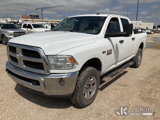 (Waxahachie, TX) 2018 RAM 2500 4x4 Crew-Cab Pickup Truck Runs & Moves) (Jump To Start, Traction Cont
