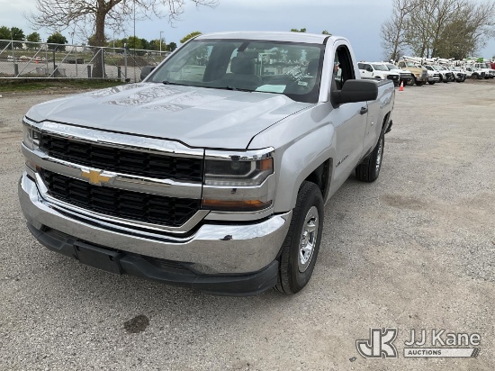 (Kansas City, MO) 2016 Chevrolet Silverado 1500 Pickup Truck Runs & Moves