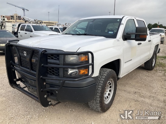(Waxahachie, TX) 2015 Chevrolet Silverado 1500HD 4x4 Runs & Moves) (Transmission issues, Jump To Sta