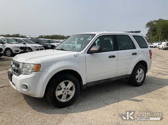 (South Beloit, IL) 2010 Ford Escape 4-Door Sport Utility Vehicle Runs & Moves) (Brakes Grind While M