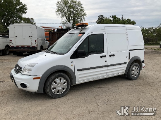 (South Beloit, IL) 2011 Ford Transit Connect Cargo Van Runs & Moves)(Rust Damage