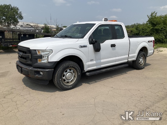 (South Beloit, IL) 2016 Ford F150 4x4 Extended-Cab Pickup Truck Runs & Moves) (Check Engine Light On