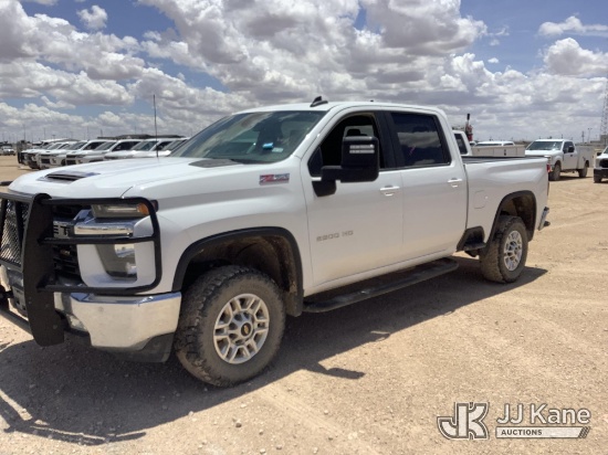 (Midland, TX) 2021 Chevrolet Silverado 2500HD 4x4 Crew-Cab Pickup Truck Runs & Moves) (TPS Light On,