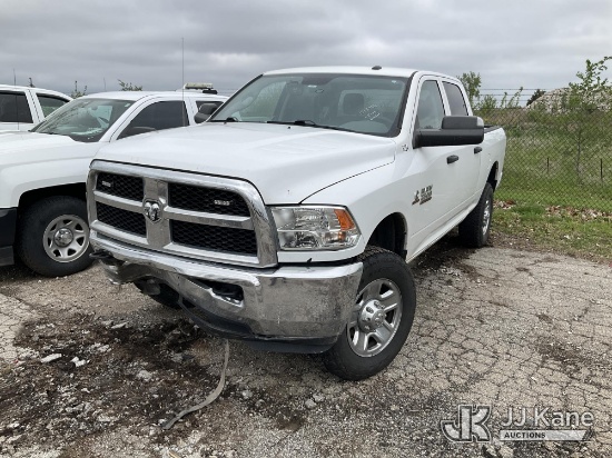 (Kansas City, MO) 2018 RAM 2500 4x4 Crew-Cab Pickup Truck Wrecked) (Runs) (Service 4WD Light On, ABS