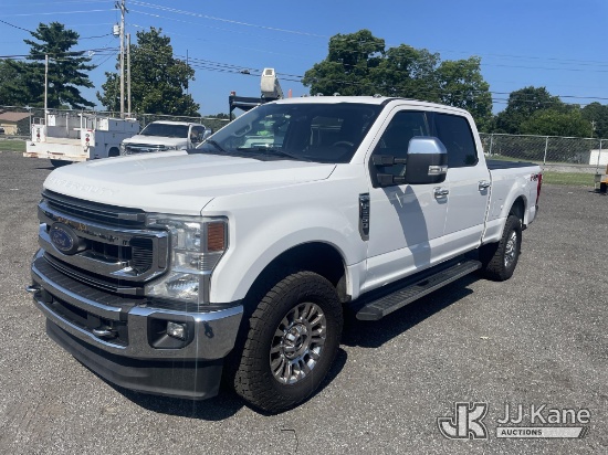 (Albertville, AL) 2021 Ford F250 4x4 Crew-Cab Pickup Truck Runs & Moves) (Check Engine Light On