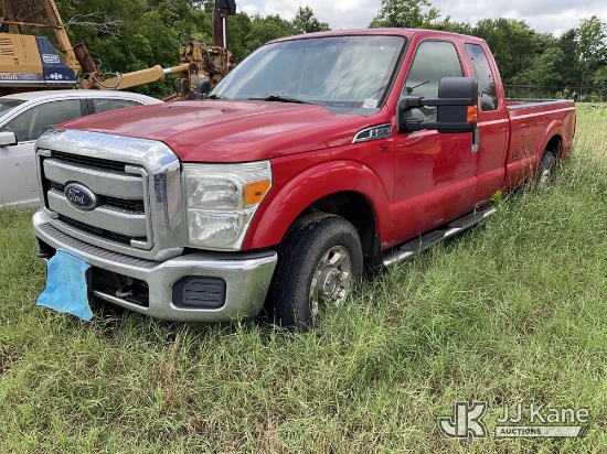 (La Grange, TX) 2013 Ford F-250 SD Extended-Cab Pickup Truck Not Running, Condition Unknown) (Energi