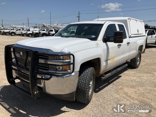 (Waxahachie, TX) 2018 Chevrolet Silverado 2500HD Extended-Cab Pickup Truck Runs & Moves