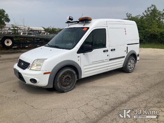 (South Beloit, IL) 2012 Ford Transit Connect Cargo Van Runs & Moves) (Paint Damage, Trim Piece Missi