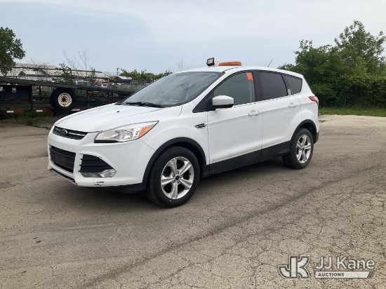 (South Beloit, IL) 2016 Ford Escape 4x4 4-Door Sport Utility Vehicle Runs & Moves) (Check Engine Lig