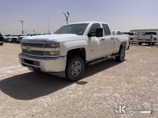 (Midland, TX) 2019 Chevrolet Silverado 2500HD 4x4 Double-Cab Pickup Truck Runs & Moves) (Jump To Sta