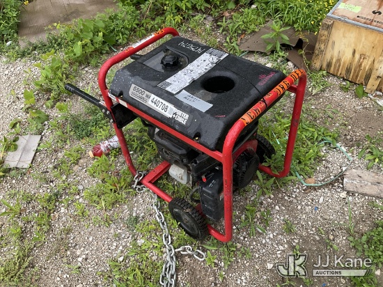 (Des Moines, IA) Porter Cable 5500 Electric Generator (Condition Unknown) NOTE: This unit is being s