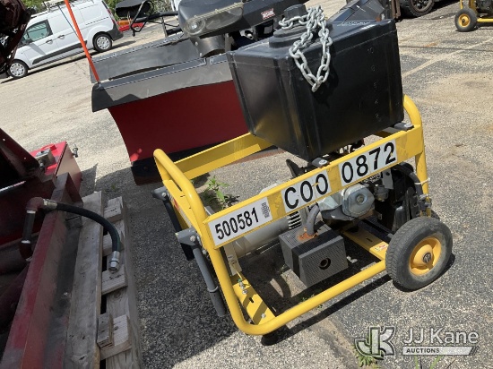 (South Beloit, IL) 2006 McCulloch FG5700AK Portable Generator Runs