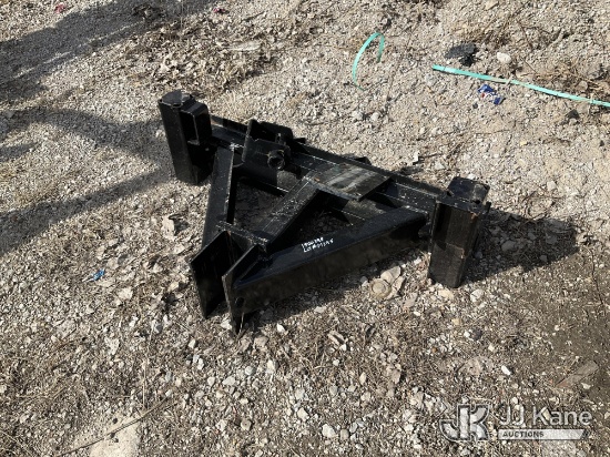 (Des Moines, IA) Utility Pole Puller NOTE: This unit is being sold AS IS/WHERE IS via Timed Auction 