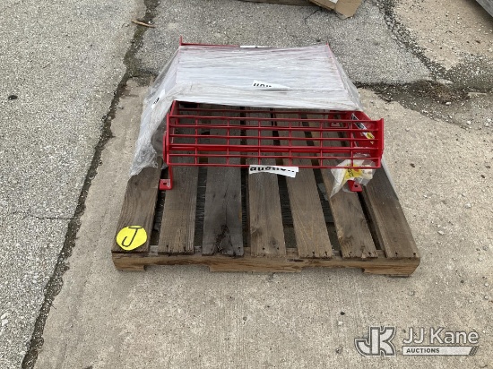 (Kansas City, MO) Miscellaneous Step NOTE: This unit is being sold AS IS/WHERE IS via Timed Auction 