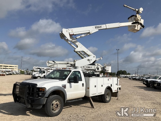 (Waxahachie, TX) Versalift -, Articulating & Telescopic Material Handling Bucket Truck mounted behin