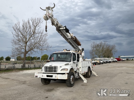 (Kansas City, MO) Altec DC47TR, Digger Derrick rear mounted on 2015 Freightliner M2 106 4x4 Utility 