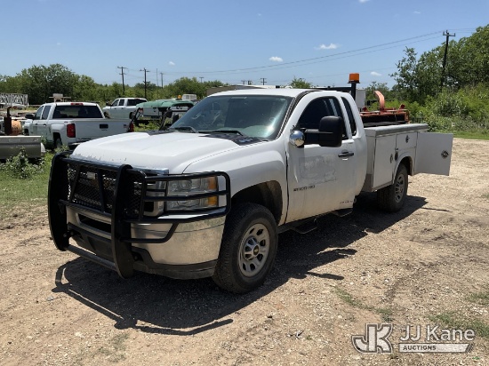 (San Antonio, TX) 2013 Chevrolet Silverado 3500HD 4x4 Extended-Cab Service Truck Runs & Moves (Jump 